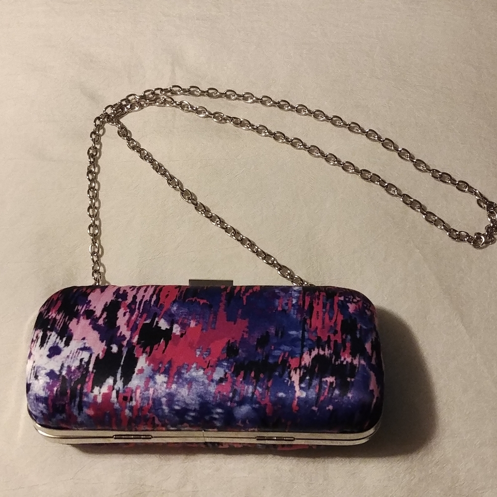 Hard case clutch purse